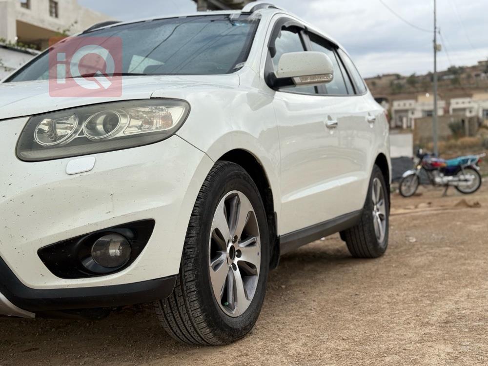 هيونداي سانتافي